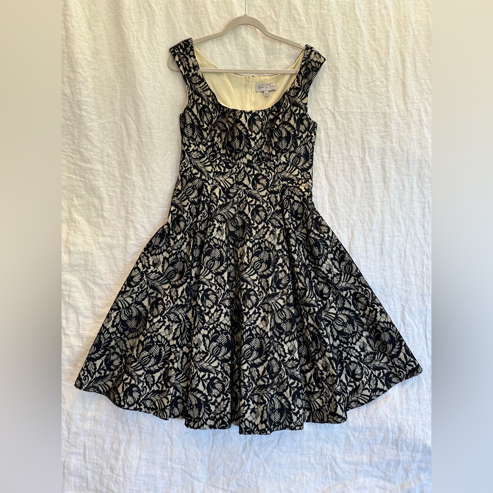 Anthropologie - Elegant Black and Cream Lace Dress